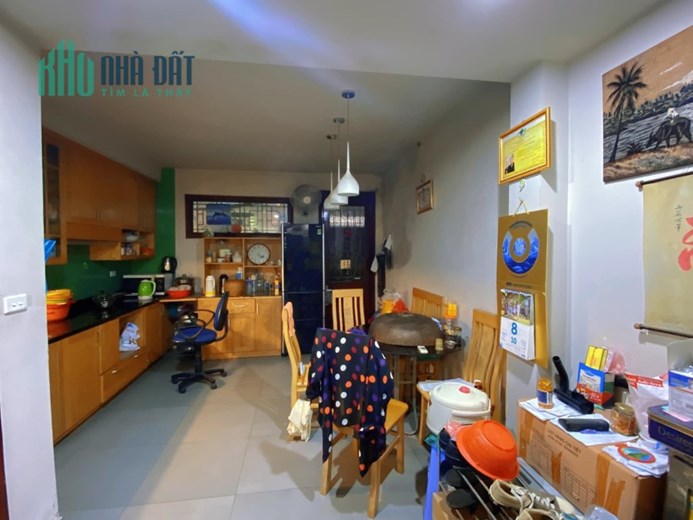 Bán nhà phố Phạm Ngọc Thạch, phân lô, ô tô, kinh doanh, 2 thoáng trước sau, 77m2, 4 tầng, 15,2  tỷ