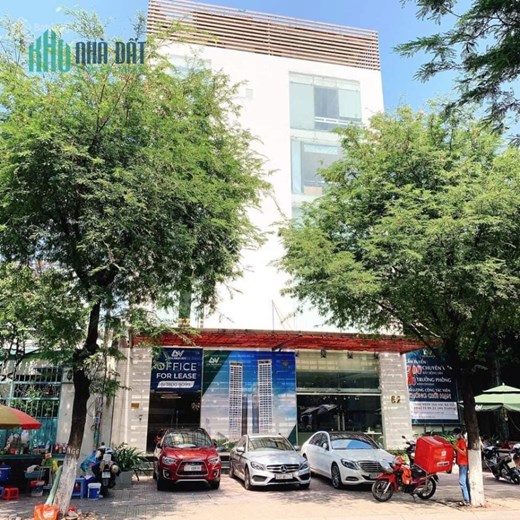 Cần cho thuê tầng trệt tòa 82 Võ Văn Tần, Q3, DT 210m2, văn phòng mới đẹp, có chỗ đậu xe