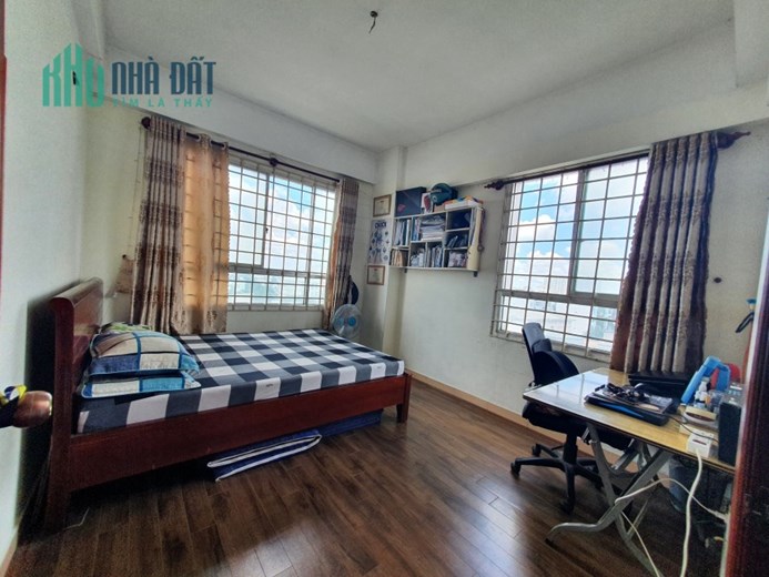 Bán rẻ căn hộ Bông sao 2 phòng ngủ sổ hồng KDC phát triển Q8 TP.HCM