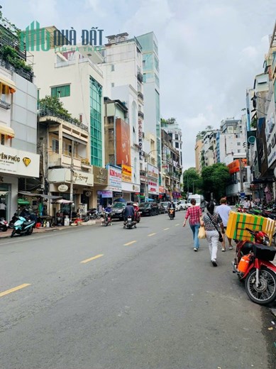 Bán tài sản VIP ngay chợ Bến Thành, đường 2 chiều, Q1.
