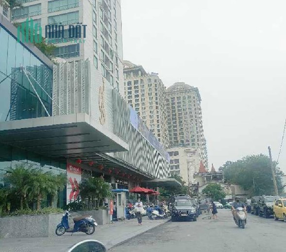 CỰC HIẾM BÁN NHÀ MẶT PHỐ XUÂN DIỆU 185M2, MT 9.5M, VỈA HÈ 5M, KD ĐỈNH, VIEW THOÁNG, 68 TỶ.