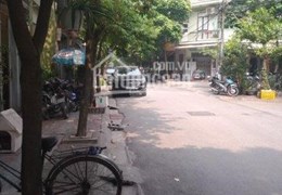 Chính chủ cần bán gấp nhà Biệt Thự khu Đô Thị Dịch Vọng Thọ Tháp Cầu Giấy dt 268 m2 giá 72 tỷ