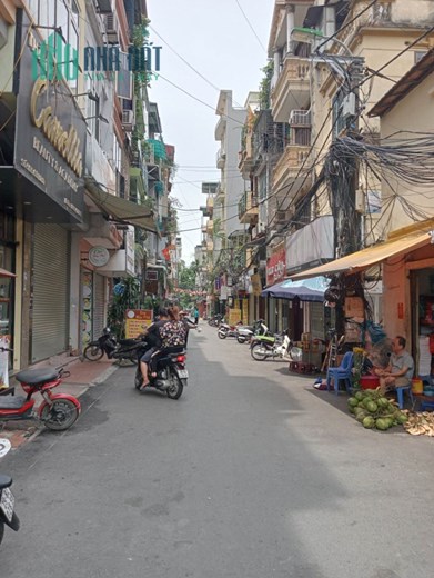 Chính chủ cần bán gấp nhà Đường 462 Bưởi Vĩnh Phúc Hoàng Hoa Thám Ba Đình dt 100m2 giá 29 tỷ