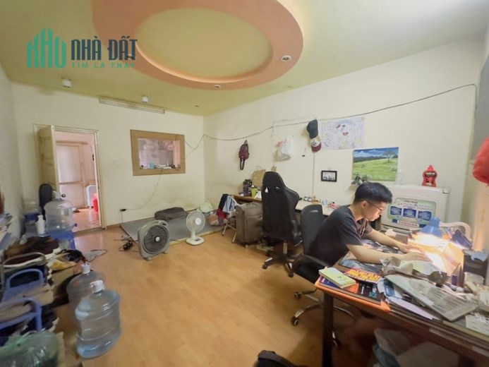 CHỈ 1.48 TỶ - Nhà Đại La, Hai Bà Trưng 50m, 2PN, SDCC, trung tâm, oto, gần phố.