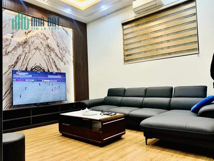 Chính chủ cần bán gấp nhà Đường 462 Bưởi Vĩnh Phúc Hoàng Hoa Thám Ba Đình dt 100m2 giá 29 tỷ