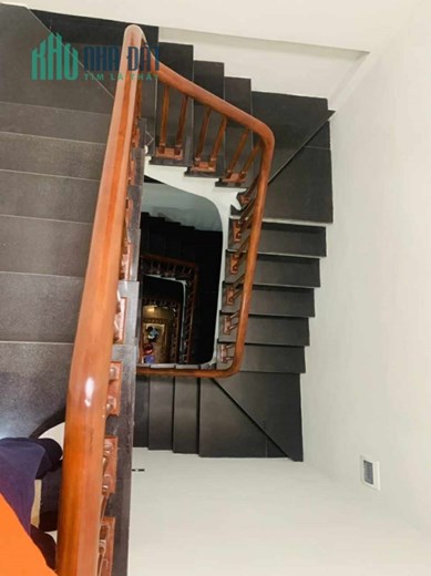 Chính chủ cần bán gấp nhà Đường 462 Bưởi Vĩnh Phúc Hoàng Hoa Thám Ba Đình dt 100m2 giá 29 tỷ