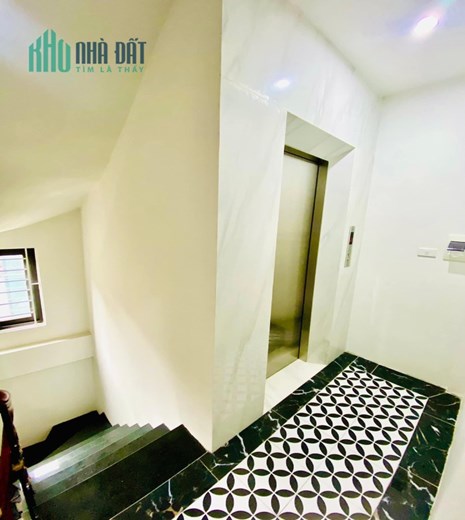 Bán nhà Trần Khát Chân, Hai Bà Trưng 41m, 5T, Mt 5m, thang máy, trung tâm gần phố giá từ 5.5 tỷ