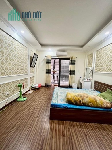 Bán nhà Kim Mã 27m*5T, 3PN Ngõ Rộng Ở Ngay Cực Đẹp 3.5 tỷ
