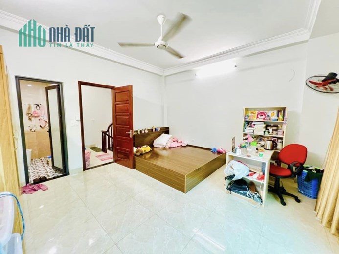 BÁN NHÀ PHỐ MINH KHAI, 60M2 - 3 TẦNG - 5 NGỦ, Ô TÔ CÁCH 20M, VỪA Ở VỪA KINH DOANH, NHỈNH 6 TỶ