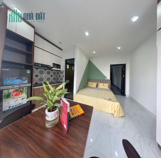 Bán Tòa CC Mini 65M2 Sát Phạm Văn Đồng. 13 Phòng. 80tr/tháng. Chỉ hơn 10 Tỷ.