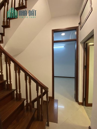 42m 6 Tầng Thang Máy Phố Nguyễn Ngọc Nại Thanh Xuân. Ô Tô Chạy Quanh Nhà, Chủ Thiện Chí Bán.