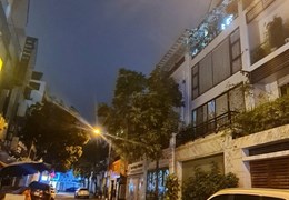 bán gấp nhà liền kề A10 KĐT Nam Trung Yên Nguyễn Chánh, Yên Hòa, Cầu Giấy, DT 96  m2 giá  56,5  tỷ.