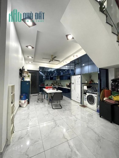 Bán nhà 4.2x25m, Nguyễn Phúc Chu nhà mới, full nội thất 3PN chỉ 6 tỷ nhỉnh