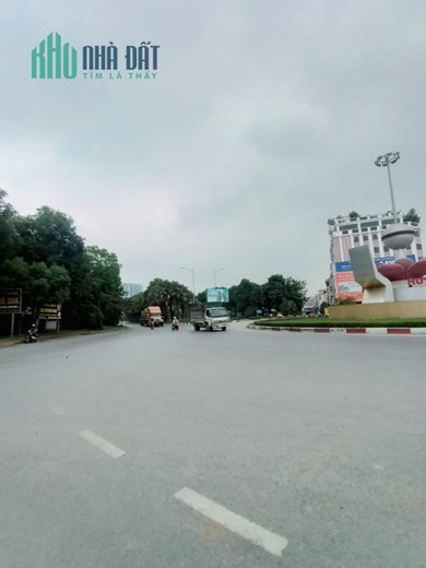 đất ĐÔNG DƯ( GIA LÂM)  300 m2 , vuông như tờ A4 , ngõ ô tô thông.. giá đầu tư.(rẻ bất ngờ)