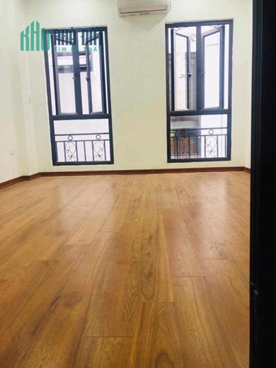 Cho thuê nhà nguyên căn, HGĐ, Trần Thái Tông 30m2, 4T, 3N, đủ đồ, 11tr.