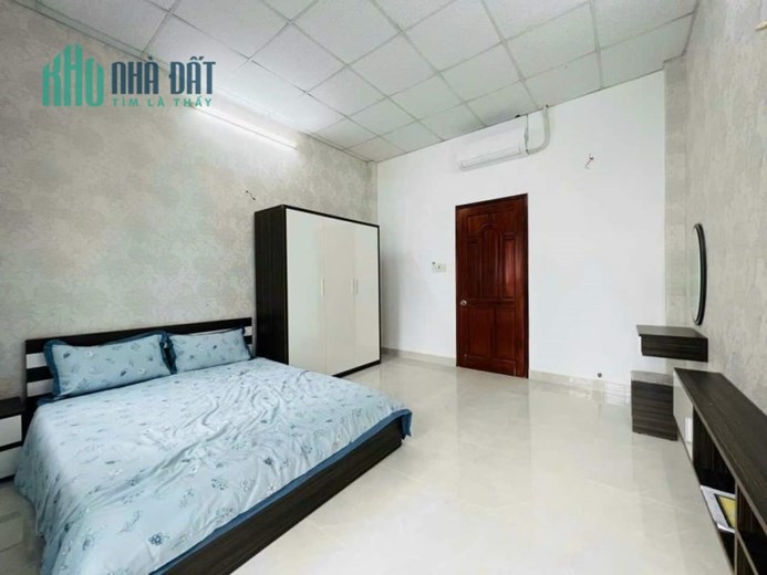 Bán nhà 1/ Phan Huy Ích, Hẻm 4.5m, 60m2, 2 tầng BTCT ở ngay chỉ 4 tỷ nhỉnh