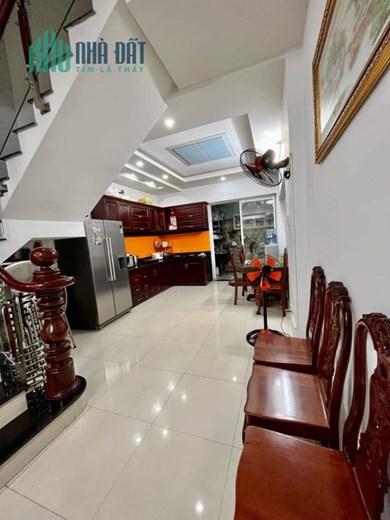 Hẻm xe hơi 6m, Bùi Quang Là, 66m2, 4 tầng BTCT giá tốt chỉ 6.9 tỷ tl