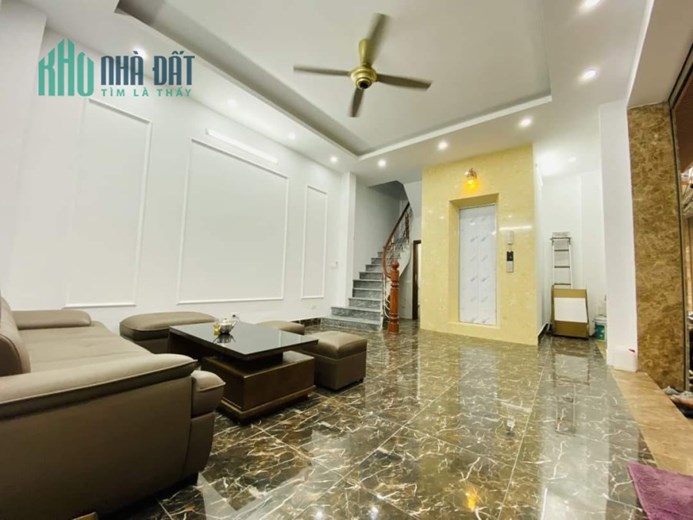 BÁN NHÀ ĐỐNG ĐA, PHỐ TÔN ĐỨC THẮNG 40M, 5T, MT 8M, Ô TÔ, THANG MÁY, KINH DOANH ĐỈNH, 10 TỶ.