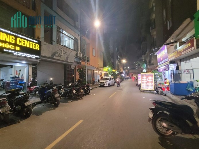 PHÂN LÔ Ô TÔ TRÁNH, 2 MẶT NGÕ, CHDV SIÊU KHỦNG, KHU VỰC CHO THUÊ CỰC TỐT, TRIỀU KHÚC 200M, 9T, MT