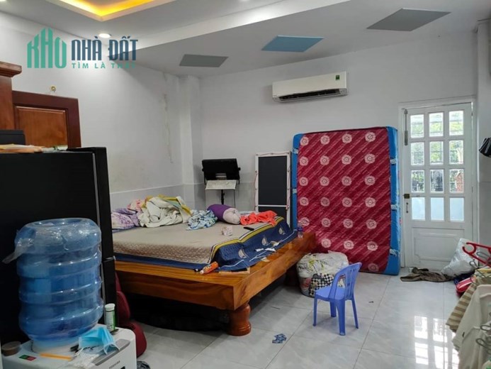 Định Cư Mỹ Bán Gấp Nhà Mặt Tiền Phú Thọ Hòa, Tân Phú, 150m2, Ngang Khủng 5m, Chỉ 23 Tỷ TL.