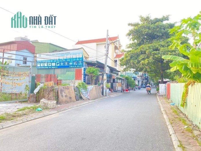 Bán đất Tam Trinh, mặt phố ô tô tránh 80 m2, 13 tỷ 300. LH: 0947865456