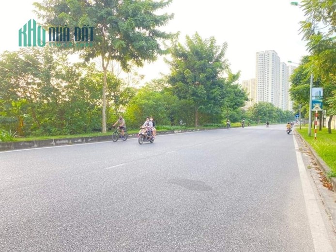 Bán đất Tam Trinh, mặt phố ô tô tránh 80 m2, 13 tỷ 300. LH: 0947865456