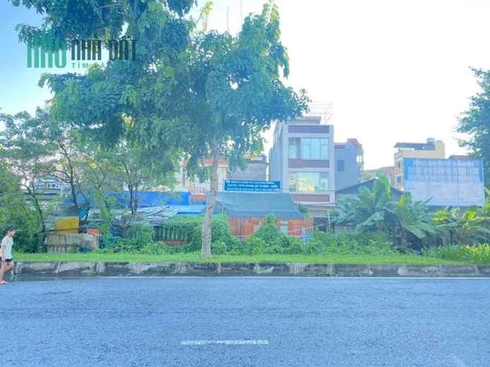 Bán đất Tam Trinh, mặt phố ô tô tránh 80 m2, 13 tỷ 300. LH: 0947865456