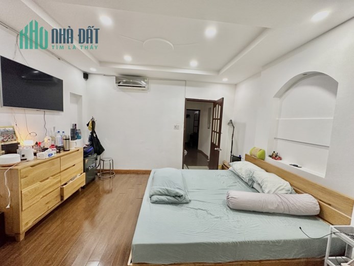 Bán nhà P.Phú Trung, Q.Tân Phú, 55m2(4.6x12), 4 TẦNG BTCT, 1 SẸC HXH ĐỖ CỬA