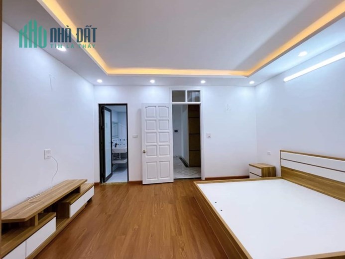Bán nhà chính chủ 7 Tầng Thang Máy - Kinh doanh –  đỉnh của đỉnh
La Khê -  Hà Đông 50m x 7  tầng
