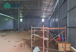 CẦN CHO THUÊ KHO NHÀ XƯỞNG THANH TRÌ - KHU VẠN PHÚC DT KHỦNG 600M2, MT 12M, GIÁ 38 TRIỆU/THÁNG.