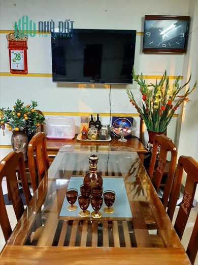 Bán nhà 151m2 phố Nghi Tàm, Tây Hồ Gara 2 Ô tô 7 chỗ 22 căn hộ Dòng tiền 10%/năm 15.3 Tỷ