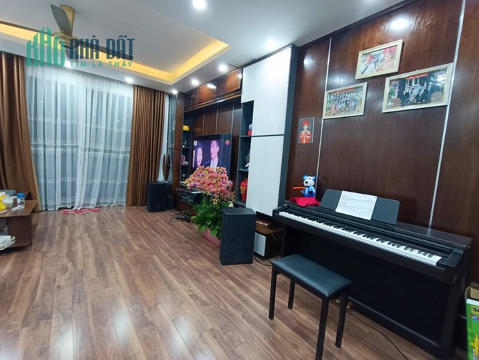 Bán nhà phố Tô Vĩnh Diện, ngõ dân trí cao, nhà đẹp, 40m, 4 PN, 4.1 tỷ