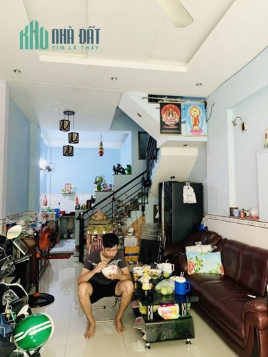 Bán Nhà Siêu Rẻ 2 Mặt Tiền Lê Văn Quới 4 x 25m Bình Tân Kinh Doanh Sầm Uất Giá Chỉ 10.5 tỷ