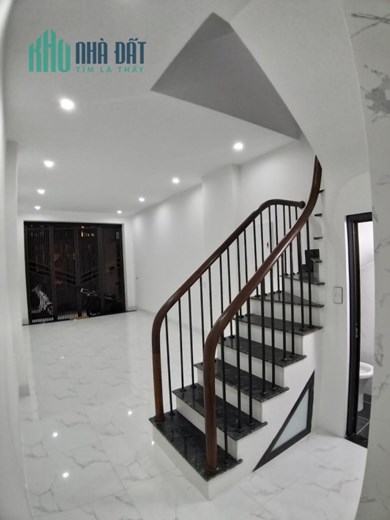Mặt phố Xuân Thủy nhà mới tinh 2 mặt tiền 51m 6 tầng có thang máy ngõ ô tô đỗ cửa dòng tiền tốt chỉ