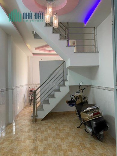 NHÀ ĐẸP - GIÁ TỐT - VỊ TRÍ THUẬN LỢI - Chính Chủ Cần Bán Nhà tại Cần Giuộc, Long An