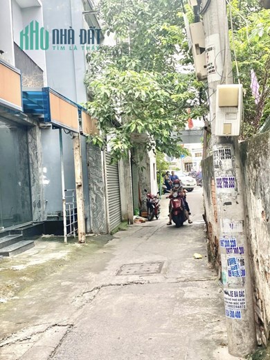 1 BƯỚC SANG Q1 - NHÀ NÁT - HXH - CHỈ 8.5TỶ