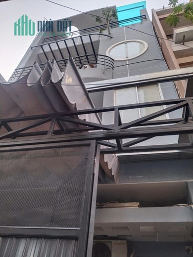 NGANG KHỦNG GẦN 6M - 4 TẤM - HẺM XE HƠI ĐỖ CỬA CÁCH 20M RA MẶT TIỀN - DÒNG TIỀN ỔN ĐỊNH