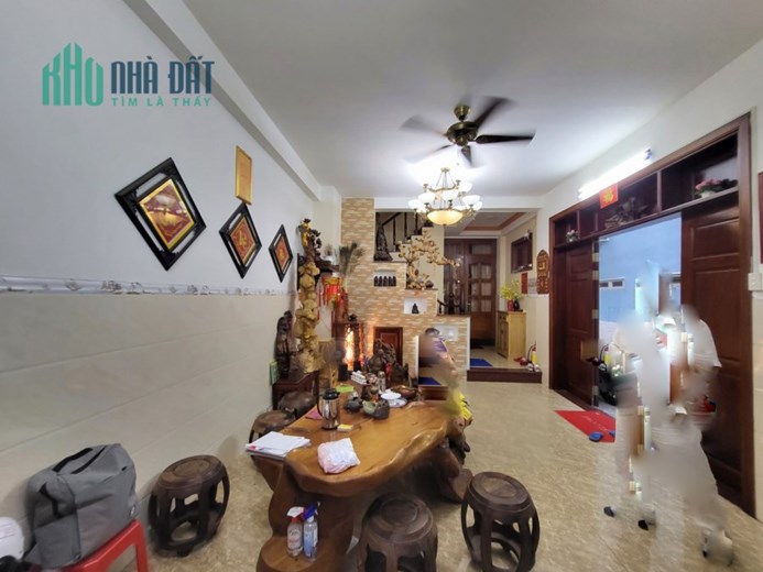 CHDV - DÒNG TIỀN 50TR/THÁNG - 7 TẦNG - HẺM OTO.