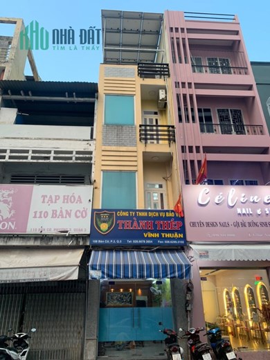 Chính chủ cần Bán gấp nhà nguyên căn 1 trệt 2 lầu 1 sân thượng tại 108 Bàn Cờ