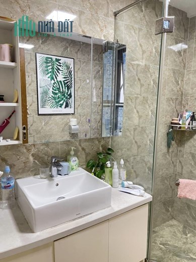 Bán nhà 164m2 phố Âu Cơ, Tây Hồ Gara 2 Ô tô tránh Thang máy Dòng tiền 10%/năm 16.5 Tỷ
