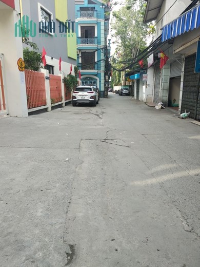 CẦN BÁN NHÀ GẤP PHỐ YÊN LÃNG: 52M2 x 5 TẦNG, 6 NGỦ, NGÕ THÔNG, GẦN Ô TÔ, CHỈ 5.9 TỶ.