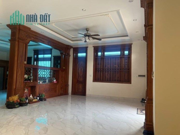 Không Có Căn Thứ 2 Biệt Thự 2 Mặt Tiền Khu Vip, Gần Giga Mall Phạm Văn Đồng, DT 250m, 3T, Chính Chủ