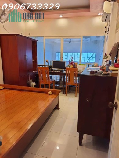 Bán nhà 59m2 đường Đoàn Văn Bơ Q4 chỉ 70tr/m2 chỉ 1 căn duy nhất