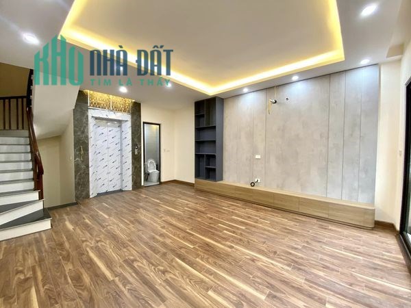 Bán nhà 166m2 phố Âu Cơ, Tây Hồ Gara 2 Ô tô Thang máy XỊN Doanh thu khủng 16.5 Tỷ