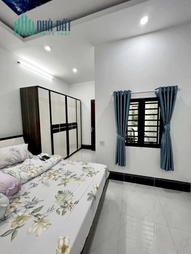 Bán Nhà HXH Phường 12 Tân Bình, 77m2, 3 Tầng BTCT, Giá Rẻ Nhỉnh 8 tỷ còn TL