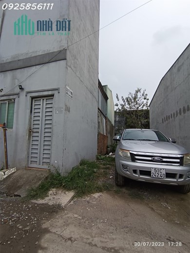 Chuyển nhượng 100m2  đất thổ cư khu hân lô An Phú Đông 25 Quận 12 HXT