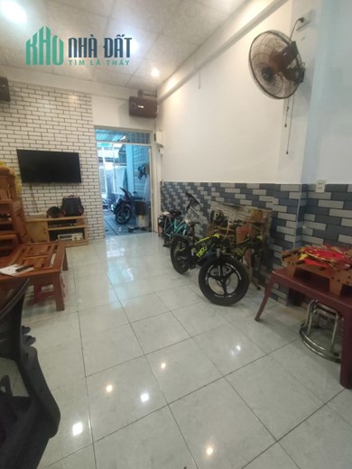 Nhà Điện Biên Phủ, cách MT 50m, 62m2, 3PN, 1.x tỷ
