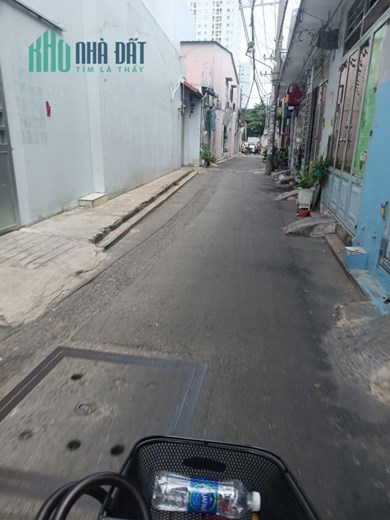 -	Cần bán nhà Ông Ích Khiêm Quận 11 45m2 2 tầng chỉ 4,9 tỷ TL.