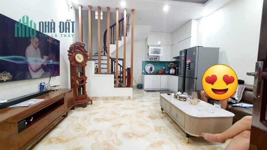 BÁN NHÀ TRẦN THÁI TÔNG CẦU GIẤY, LÔ GÓC CỰC THOÁNG, NỞ HẬU, FULL NỘI THẤT, 38M2 NHỈNH 4TỶ