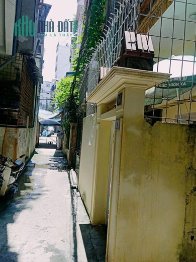 BÁN ĐẤT TẶNG NHÀ 3 TẦNG CHÙA HÀ, CẦU GIẤY  - LÔ GÓC - 2 THOÁNG - NGÕ THÔNG - 10m Ô TÔ TRÁNH - SỔ